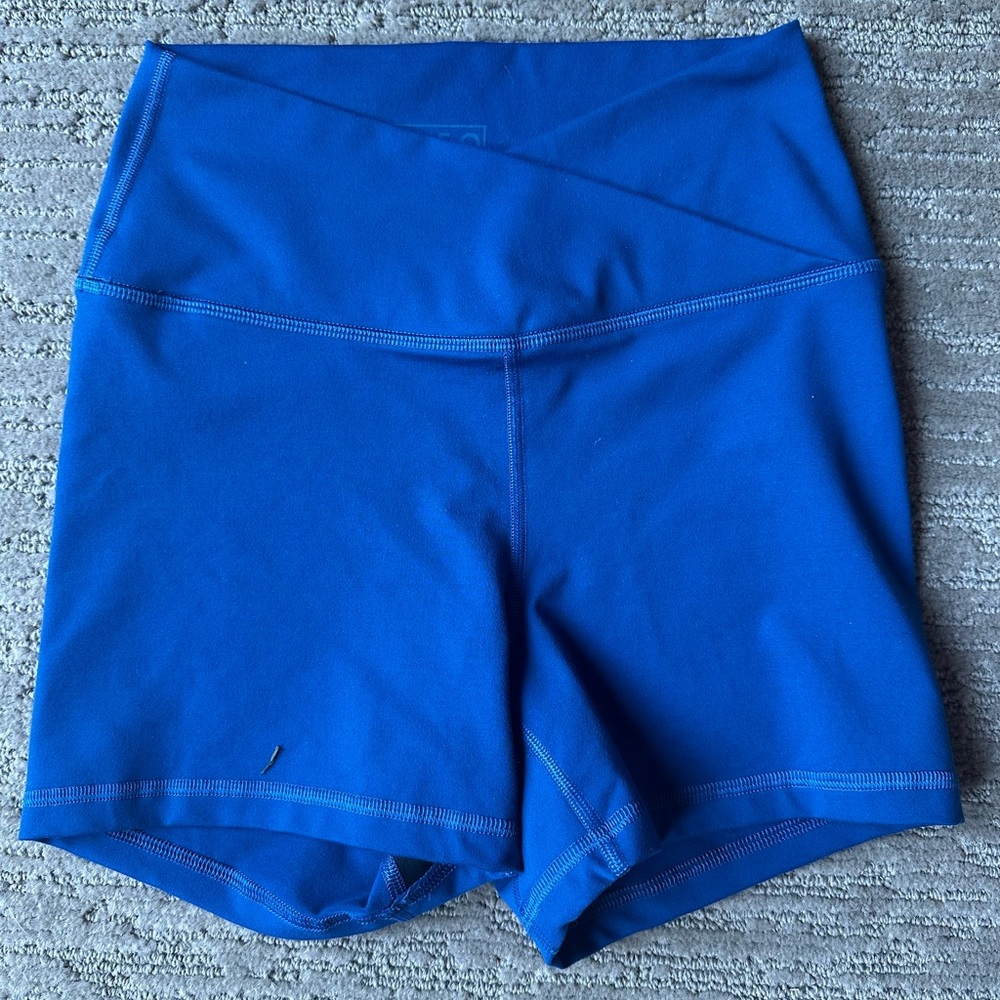 Fleo Blue Athletic Shorts Moisture-Wicking Stretch